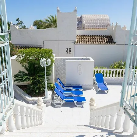 Luxurious Detached With Private Pool And Panoramic Sea And Mountain Views *