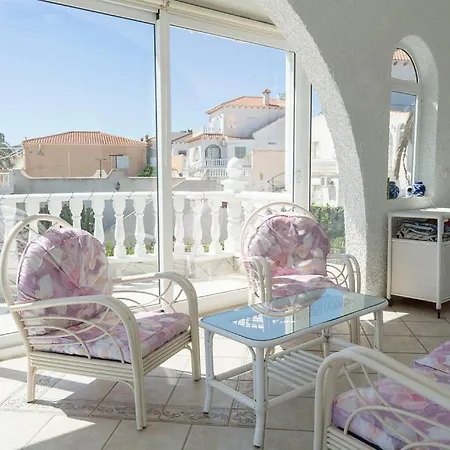 Luxurious Detached With Private Pool And Panoramic Sea And Mountain Views